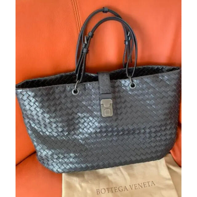 Bottega Veneta(ボッテガヴェネタ)の【美品】ボッテガ ヴェネタ レザーイントレチャート　トートバッグ レディースのバッグ(トートバッグ)の商品写真