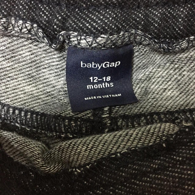 babyGAP(ベビーギャップ)のbabygap デニムジーンズ キッズ/ベビー/マタニティのベビー服(~85cm)(パンツ)の商品写真