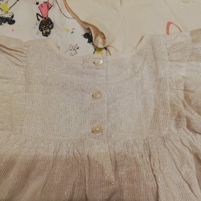 GAP(ギャップ)の■GAP  ユニクロ  キムラタン  トップス レギンス  3歳  100サイズ キッズ/ベビー/マタニティのキッズ服女の子用(90cm~)(Tシャツ/カットソー)の商品写真