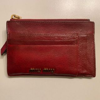 ミュウミュウ(miumiu)のmiumiu マドラス　カードケース  小銭入れ　コインケース　ミニ財布　財布(コインケース)