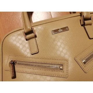 グッチ(Gucci)の【お値下】極美品♪GUCCIハンドバッグ ベージュ ロゴ総柄 ミニボストンバッグ(ハンドバッグ)