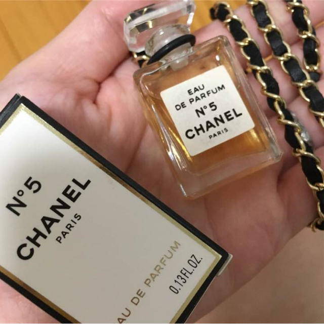 CHANEL(シャネル)のシャネル☺︎香水チェーンネックレス♡ レディースのアクセサリー(ネックレス)の商品写真