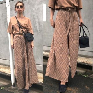 アメリヴィンテージ(Ameri VINTAGE)のAmeri【未使用品】MAGGIE PORTION PLEATS PANTS(カジュアルパンツ)