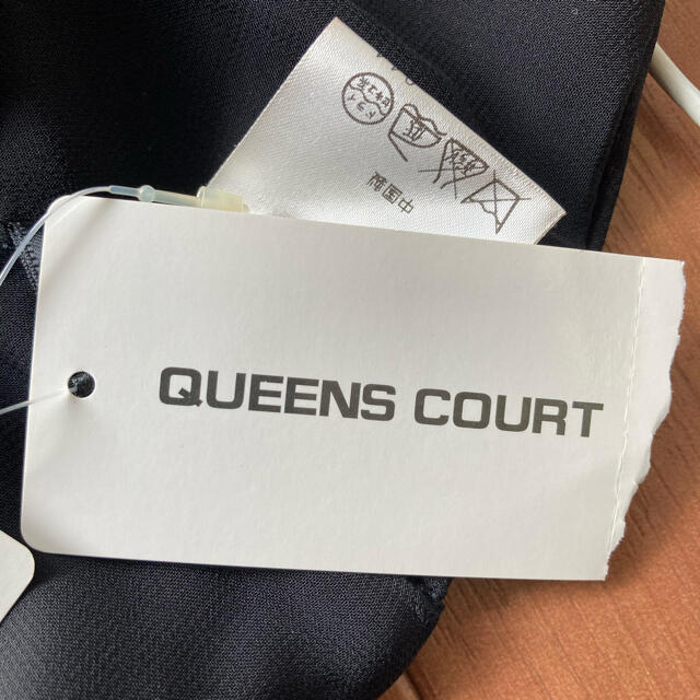 QUEENS COURT(クイーンズコート)の【新品タグ付き】ボレロ　肩掛け レディースのトップス(カーディガン)の商品写真