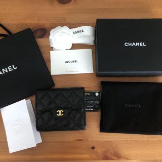 シャネル(CHANEL)のシャネル　折り畳み財布　キャビアスキン　美品(財布)