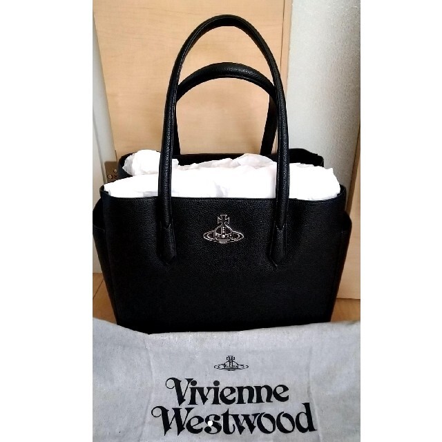 Vivienne Westwood(ヴィヴィアンウエストウッド)の新品未使用品♡Vivienne Westwood トートバッグ レディースのバッグ(トートバッグ)の商品写真