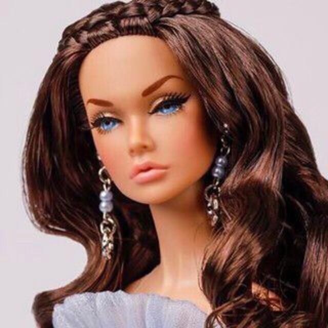 Barbie(バービー)のPOPPY PARKER  2019 Young Romantic 本体&替え手 ハンドメイドのぬいぐるみ/人形(人形)の商品写真