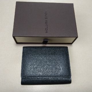 ルイヴィトン(LOUIS VUITTON)の極美品 ★ルイヴィトン タイガ マチ付カードケース 名刺入れ  黒(名刺入れ/定期入れ)