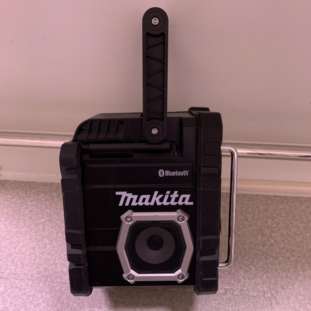 Makita(マキタ)のマキタ ラジオ　Bluetooth スピーカー　USBポート付　MR106 スマホ/家電/カメラのオーディオ機器(ラジオ)の商品写真