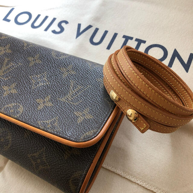 LOUIS VUITTON(ルイヴィトン)のLOUIS VUITTON ルイヴィトン　ショルダーバック　ポシェットツイン レディースのバッグ(ショルダーバッグ)の商品写真