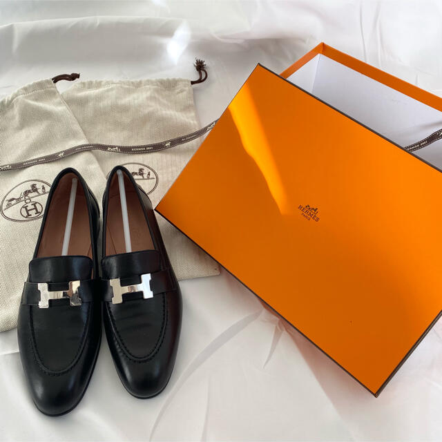 Hermes(エルメス)の新品！HERMES （エルメス）Parisモカシン パリ ローファー レディースの靴/シューズ(ローファー/革靴)の商品写真