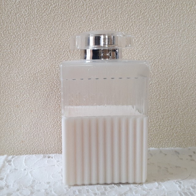 Chloe(クロエ)のクロエ ボディローション 200ml コスメ/美容のボディケア(ボディローション/ミルク)の商品写真