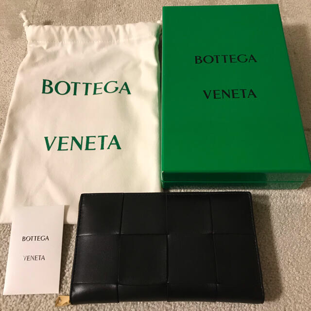 Bottega Veneta(ボッテガヴェネタ)のボッテガヴェネタ　BOTTEGA VENETA ジップウォレット【美品】 レディースのファッション小物(財布)の商品写真