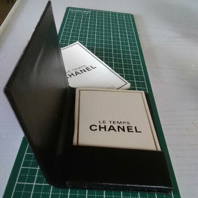 CHANEL(シャネル)のCHANEL　プルミエール　冊子入れ レディースのファッション小物(パスケース/IDカードホルダー)の商品写真