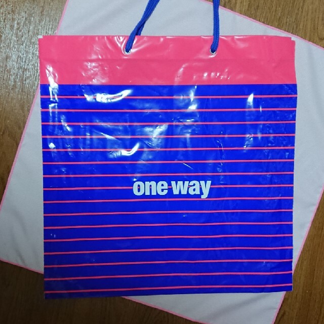 one*way(ワンウェイ)のワンウェイショップ袋 レディースのバッグ(ショップ袋)の商品写真