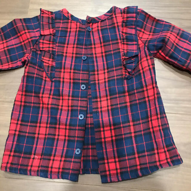 赤チェック　ブラウス　95cm キッズ/ベビー/マタニティのキッズ服女の子用(90cm~)(ブラウス)の商品写真