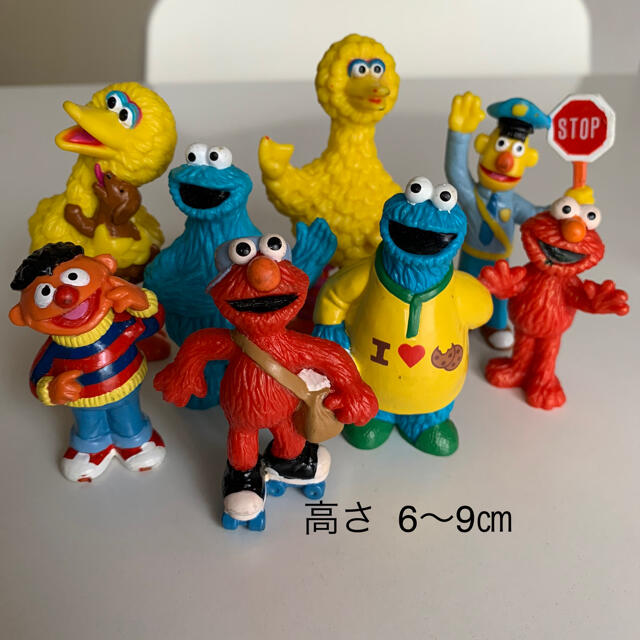 SESAME STREET(セサミストリート)のセサミストリート　フィギュア　大小　計 17体 エンタメ/ホビーのフィギュア(その他)の商品写真