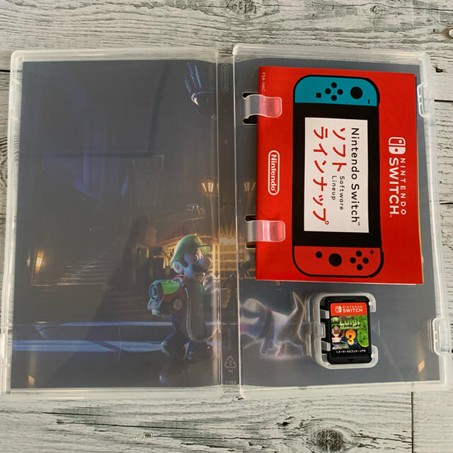 ルイージマンション3 Switch エンタメ/ホビーのゲームソフト/ゲーム機本体(家庭用ゲームソフト)の商品写真