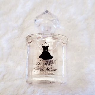 ゲラン(GUERLAIN)のGUERLAIN  5mlオードトワレ(la petite robe noir）(香水(女性用))