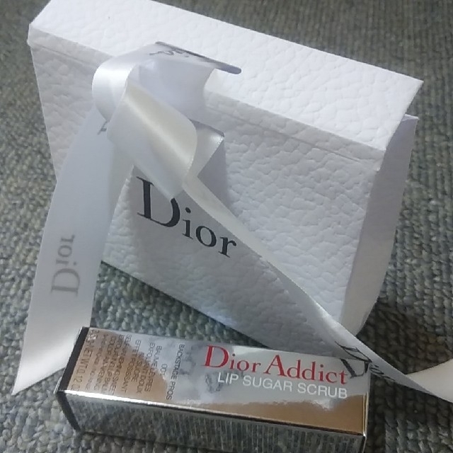 Christian Dior(クリスチャンディオール)の※maii様専用　ディオール アディクトスクラブ＆バーム コスメ/美容のスキンケア/基礎化粧品(リップケア/リップクリーム)の商品写真