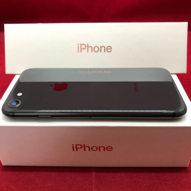 Apple(アップル)のSIMフリー iPhone8 64GB ブラック 上美品 スマホ/家電/カメラのスマートフォン/携帯電話(スマートフォン本体)の商品写真