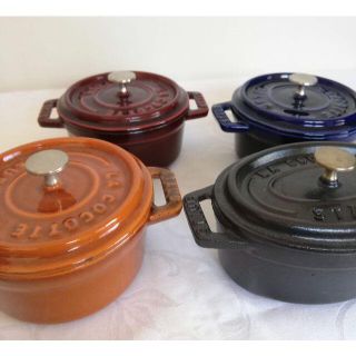 STAUB - しゅうぼう23さん専用【美】STAUB(ストウド）ココットラウンド