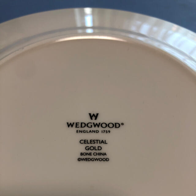 WEDGWOOD(ウェッジウッド)のウェッジウッド　セレスティアルゴールド 20cmプレート インテリア/住まい/日用品のキッチン/食器(食器)の商品写真