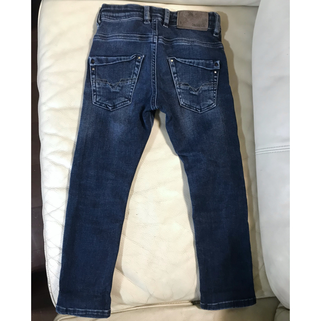 DIESEL(ディーゼル)の極美品⭐️ディーゼル キッズ デニム 4Y ストレッチ キッズ/ベビー/マタニティのキッズ服男の子用(90cm~)(パンツ/スパッツ)の商品写真