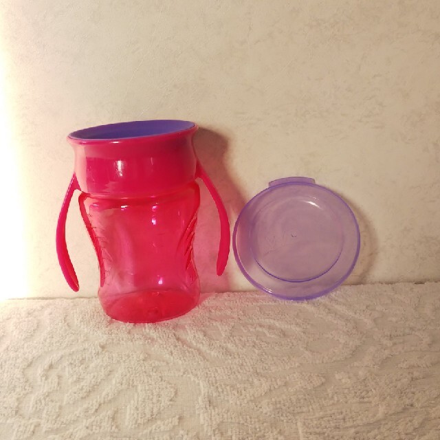 ワオカップ キッズ/ベビー/マタニティの授乳/お食事用品(マグカップ)の商品写真