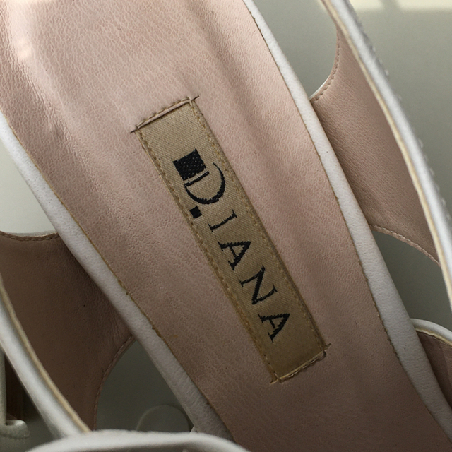 DIANA(ダイアナ)のDianaサンダル レディースの靴/シューズ(サンダル)の商品写真