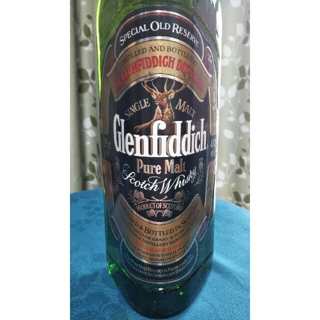 希少レア、Glenfiddich スペシャルOLDリザーブ、グリーン瓶ボトル 食品/飲料/酒の酒(ウイスキー)の商品写真