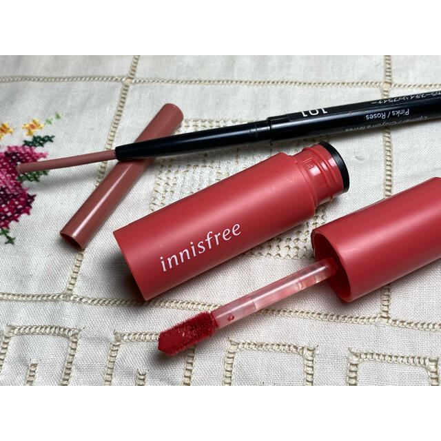 Innisfree(イニスフリー)の【めぐたん様専用】レブロン リップ単品 コスメ/美容のベースメイク/化粧品(口紅)の商品写真