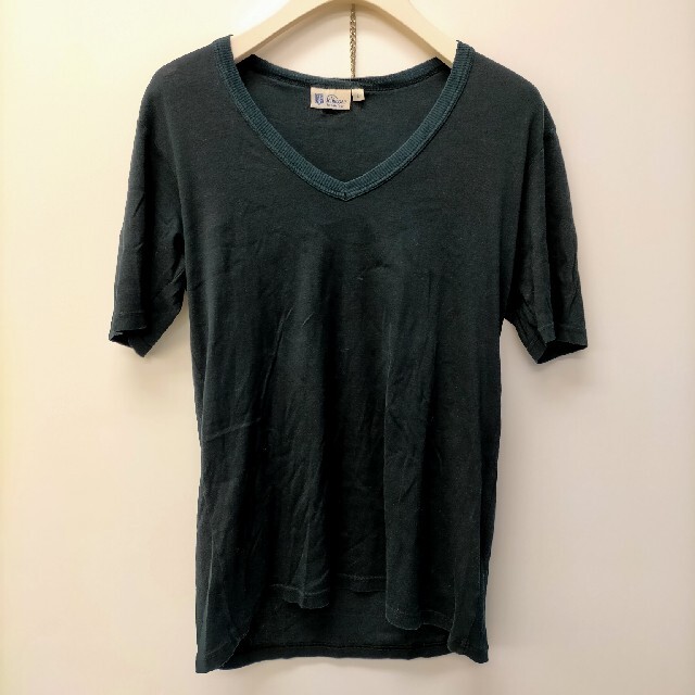 Shiesser(シーサー)のSchiesser Vネックカットソー メンズのトップス(Tシャツ/カットソー(半袖/袖なし))の商品写真