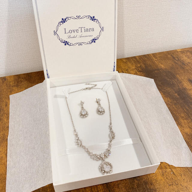 【美品】 LoveTiara ラブティアラ ネックレス イヤリング レディースのアクセサリー(ネックレス)の商品写真