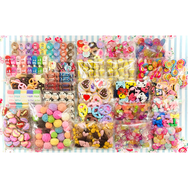 【サービス品】デコパーツ☆大量まとめ売り∩^ω^∩1000個