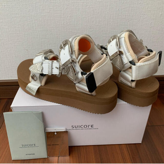 TOGA(トーガ)のSuicoke ×TOGA サンダル レディースの靴/シューズ(サンダル)の商品写真