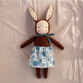 キャラメルベビー&チャイルド(Caramel baby&child )のlittle kin studio bunny doll (ぬいぐるみ/人形)