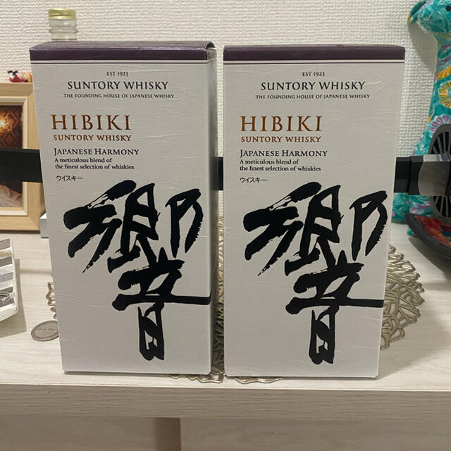 サントリー(サントリー)の響　ジャパニーズハーモニー　700ml 2本　箱付 食品/飲料/酒の酒(ウイスキー)の商品写真