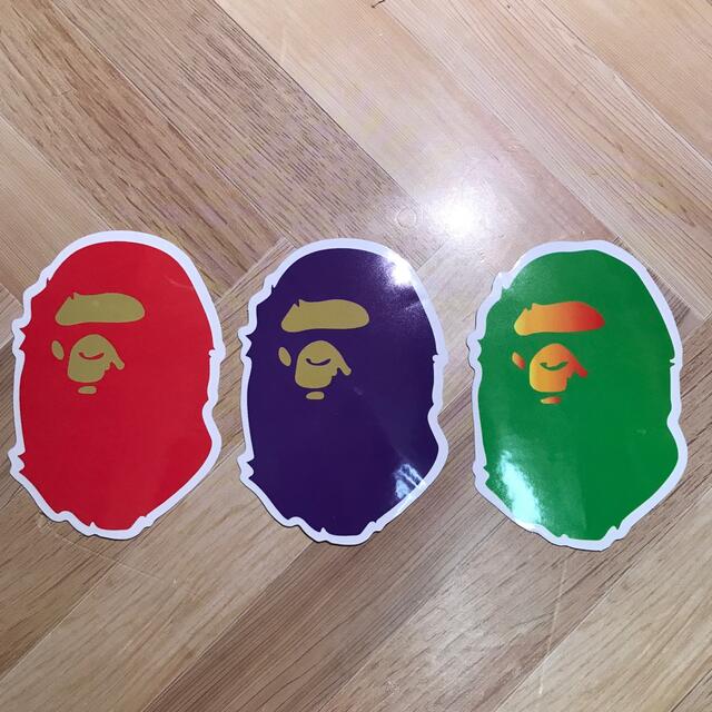 A BATHING APE(アベイシングエイプ)のアベイシングエイプ　ステッカー　3枚 エンタメ/ホビーのコレクション(ノベルティグッズ)の商品写真