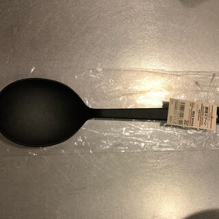ムジルシリョウヒン(MUJI (無印良品))の無印良品 シリコーン調理スプーン 長さ約26cm(調理道具/製菓道具)