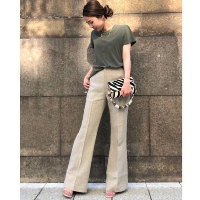 L'Appartement DEUXIEME CLASSE(アパルトモンドゥーズィエムクラス)のL'Appartement Linen Flare Pants レディースのパンツ(カジュアルパンツ)の商品写真