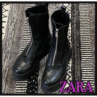 ザラ(ZARA)のZARA ジッパー付きフラットソックスシューズ(ブーツ)