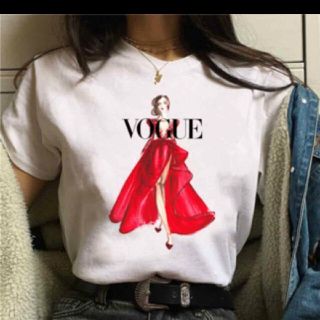 新品vogue Tシャツ赤いドレスの女性(Tシャツ(半袖/袖なし))