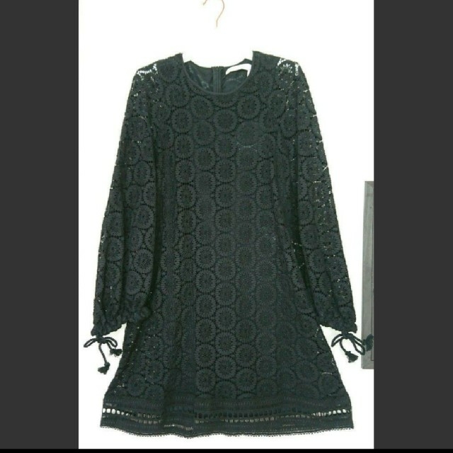 新品、未使用 SEE BY CHLOE 総レース ワンピース