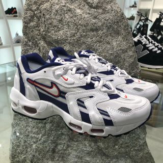 ナイキ ドラゴンボール スニーカー メンズ の通販 78点 Nikeのメンズを買うならラクマ