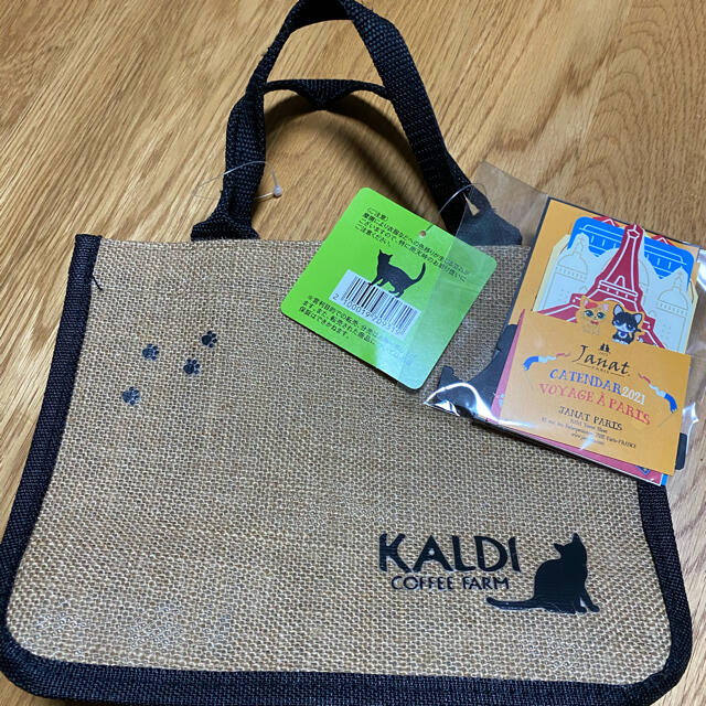 KALDI(カルディ)のカルディ　猫の日バック　カレンダー レディースのバッグ(トートバッグ)の商品写真