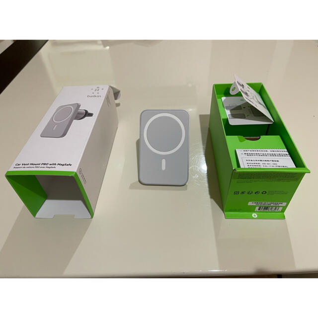 Apple(アップル)のbelkin Car Vent Mount PRO with MagSafe 自動車/バイクの自動車(車内アクセサリ)の商品写真