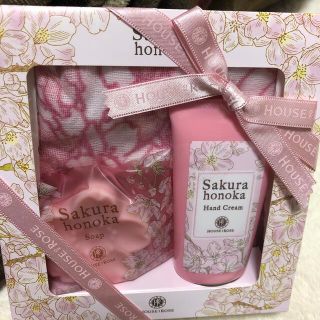 ハウスオブローゼ(HOUSE OF ROSE)の[新品未開封]ハウスオブローゼ 桜ほの香 ハンドセット(バスグッズ)