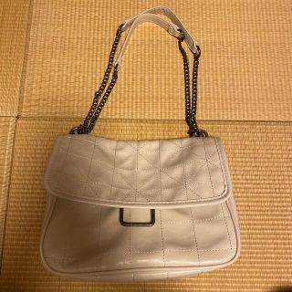 ザラ(ZARA)のZARA フェイクレザーバッグ　ホワイト(ショルダーバッグ)