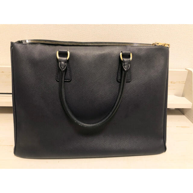 PRADA - PRADA A4対応通勤通学用鞄 サフィアーノ レディース PRADA - PRADA A4対応通勤通学用鞄 サフィアーノ レディース